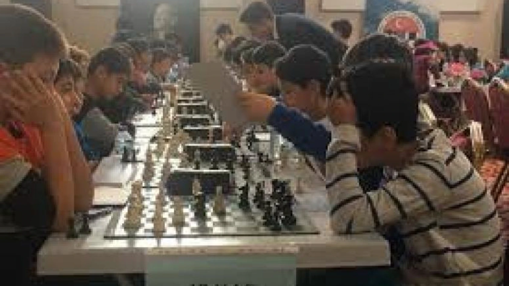 Elazığ'da Satranç Oyununa İlgi Her Geçen Gün Artıyor