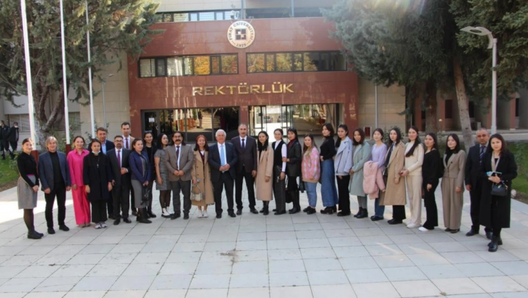 Kazakistanlı 25 öğrenci Fırat Üniversitesi'nde staj yapacak