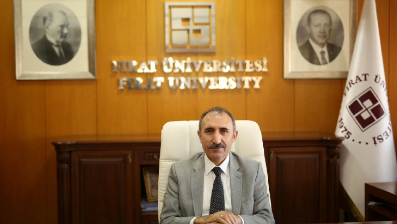 Rektör Prof. Dr. Fahrettin  Göktaş'ın Dünya Gazeteciler Günü Mesajı