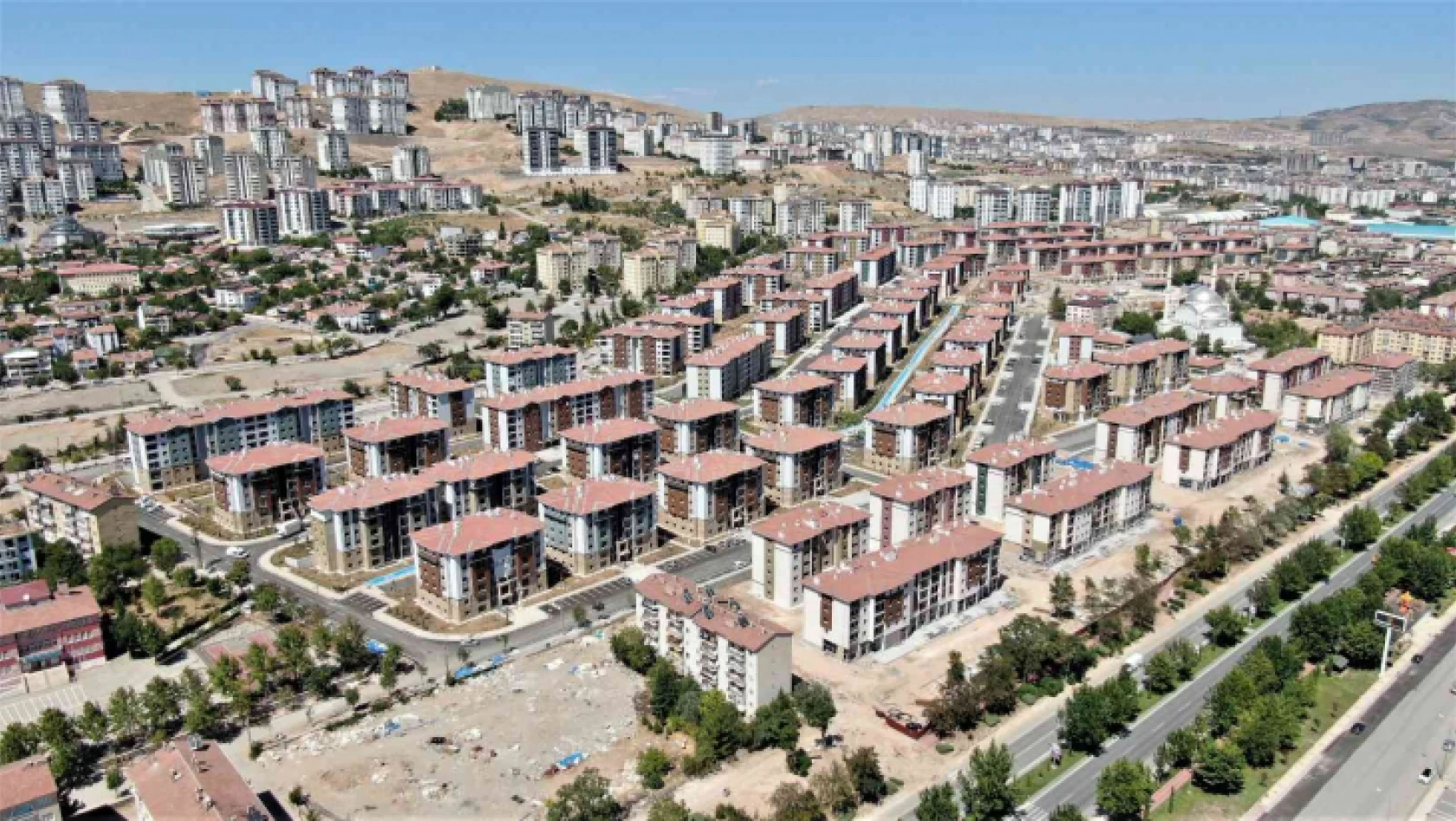 TOKİ, deprem sonrası Elazığ'ı yeniden inşa etti