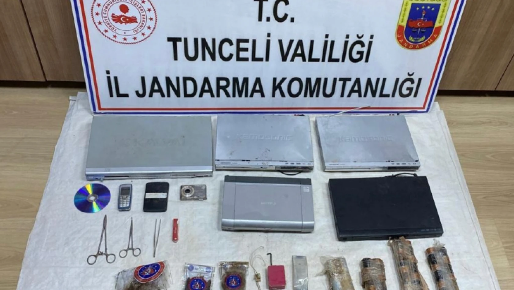 Tunceli'de 6 sığınak içinde EYP ve çok sayıda malzeme ele geçirildi