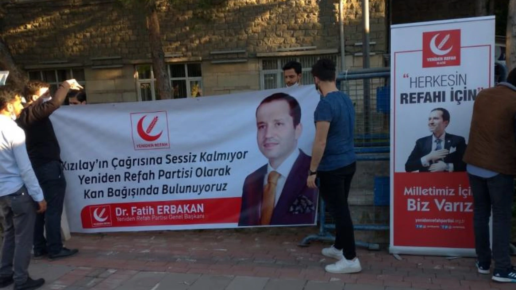 Yeniden Refah Partisi 81 İlde Kan Bağışında Bulundu
