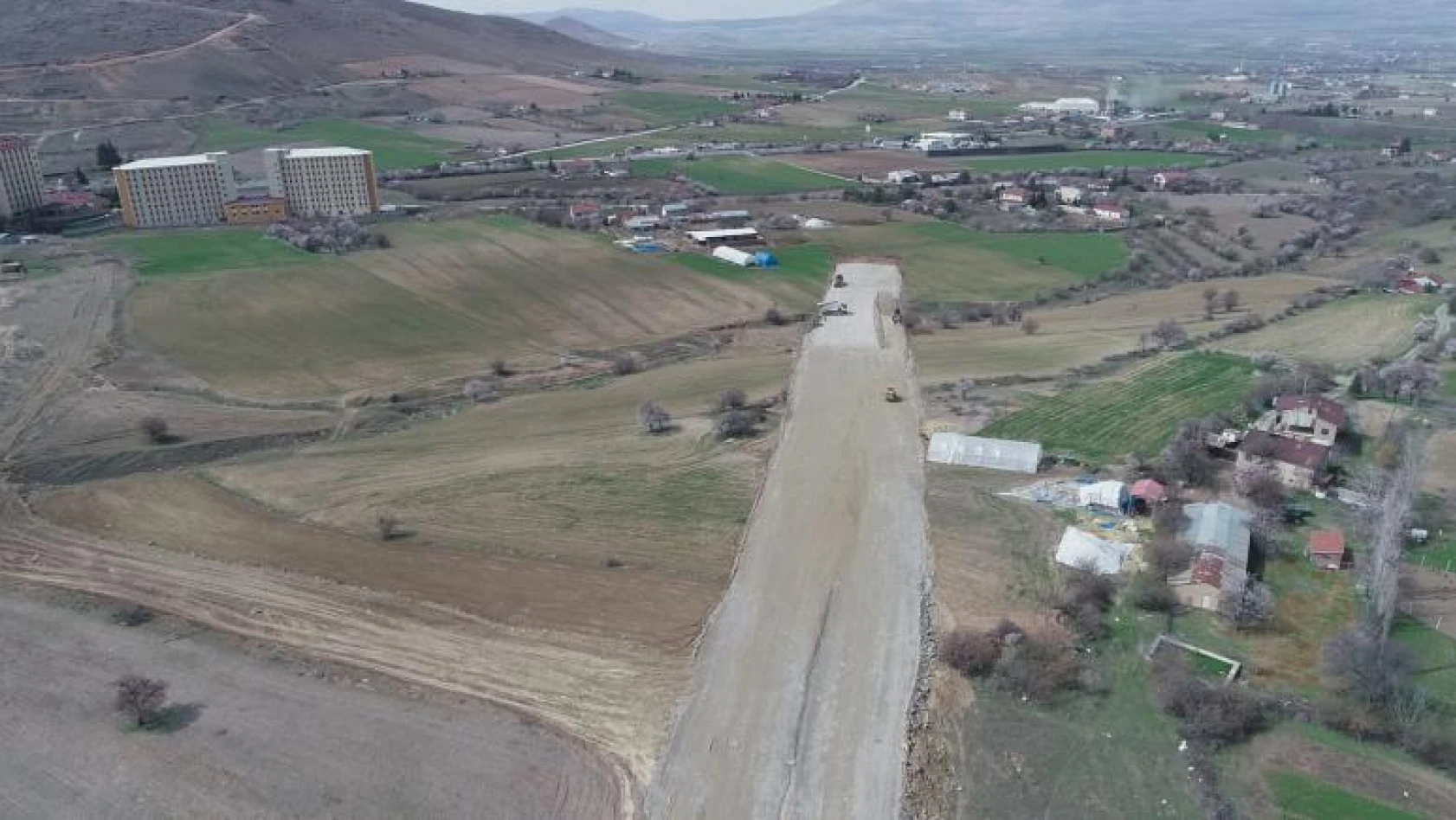 Elazığ Belediyesi Yeni Bulvar Ve İmar Yolları Çalışmalarını Sürdürüyor
