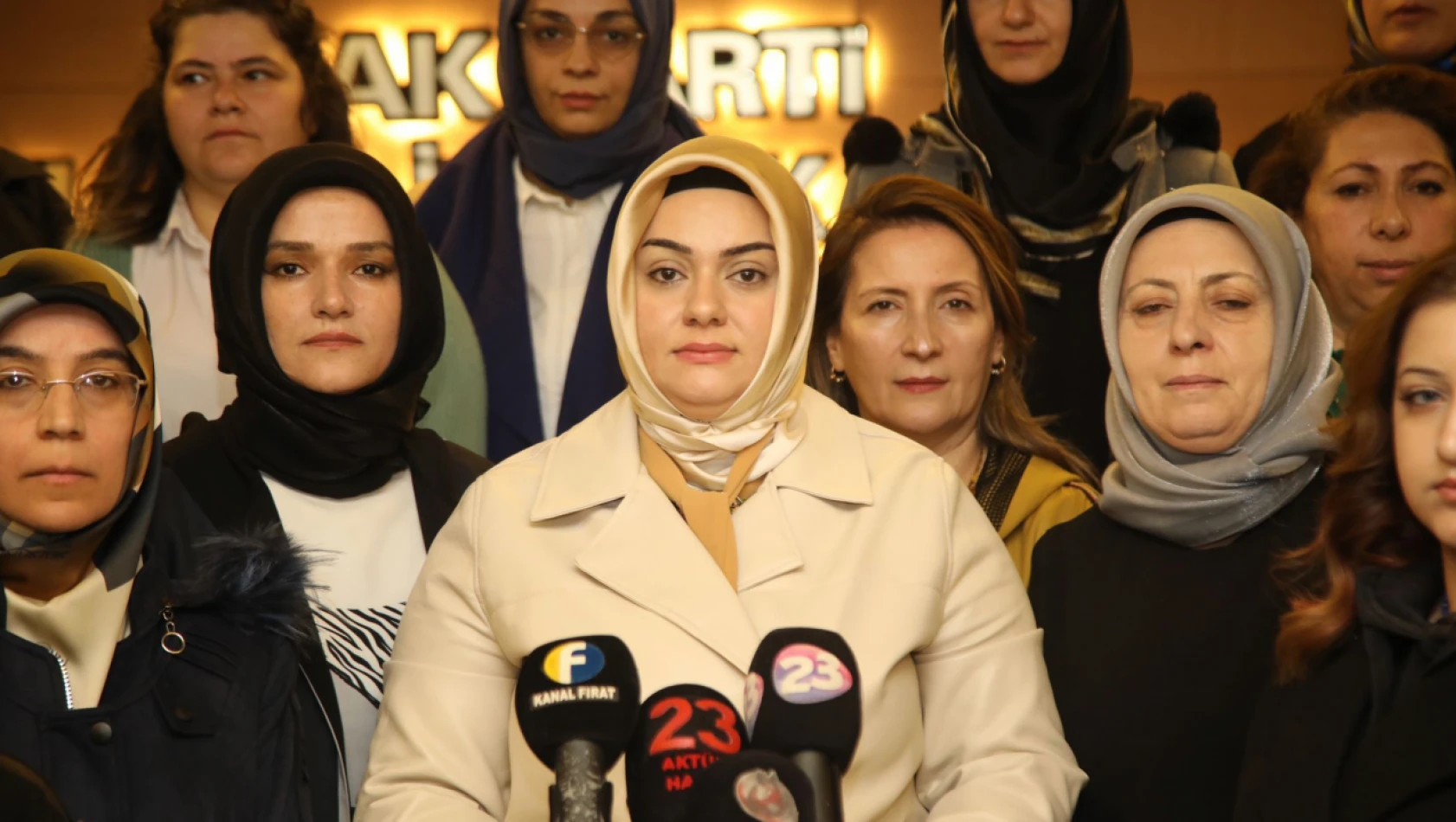 AK Parti Kadın Kolları Başkanı Tüver'den Yeni Yıl Mesajı 