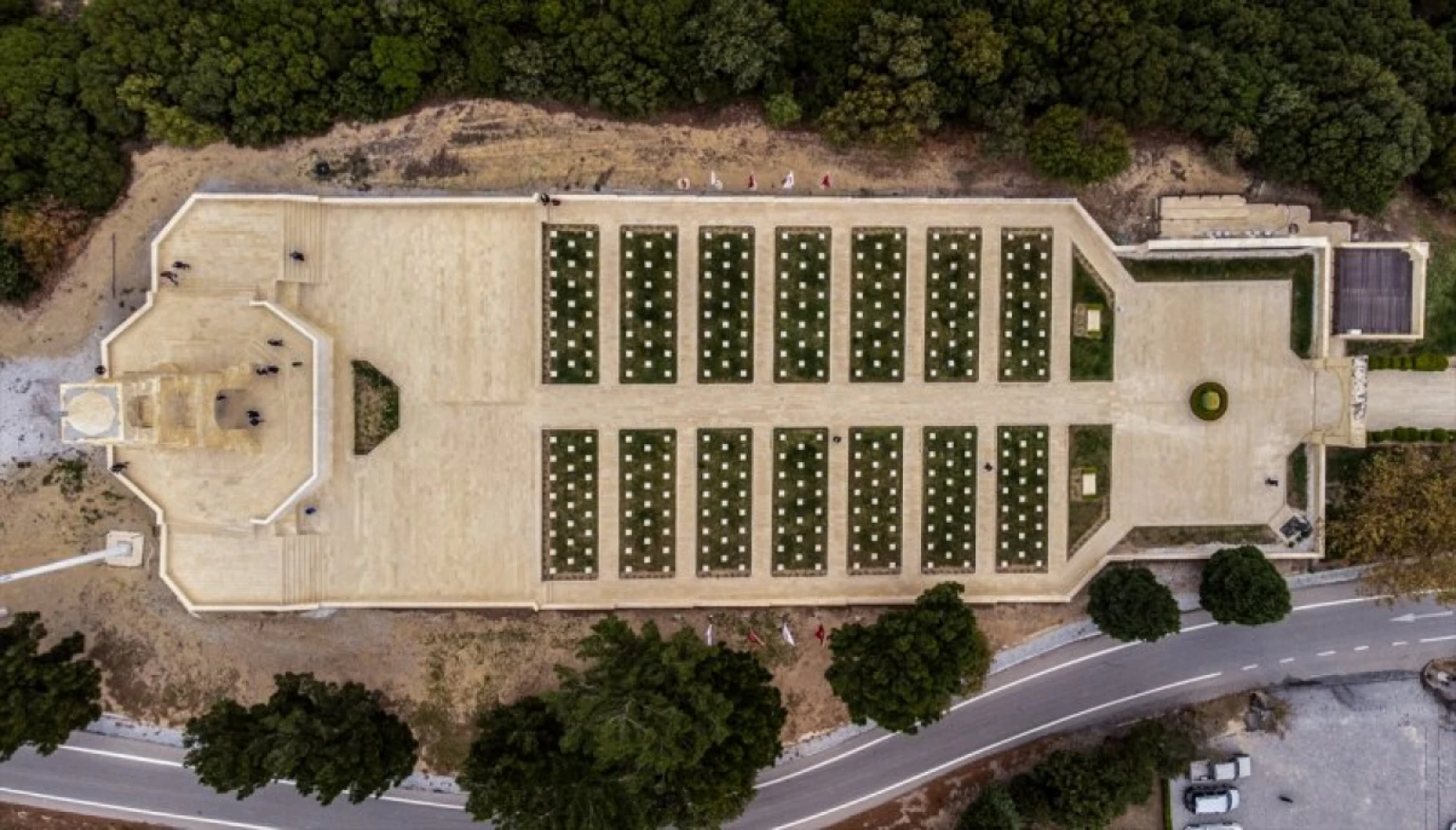Çanakkale Savaşları Gelibolu Tarihi Alanı her yıl ziyaretçi akınına uğruyor