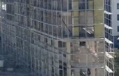 Çatıdaki tehlikeli çalışma kamerada