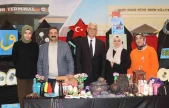 Elazığ'da kursiyerlerin el emekleri görücüye çıktı