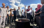 Elazığ'da Vali Hatipoğlu orcik yaptı, kadınlardan 'Öyle karıştırılmaz' itirazı geldi