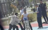 Kavga ettiği şahsa bacağından çıkardığı pala ile saldırdı