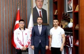 Omzundaki sakatlık yıldırmadı, Türkiye 3.'sü oldu