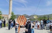 Vefat eden oğlu anısına uçurtma şenliği düzenledi