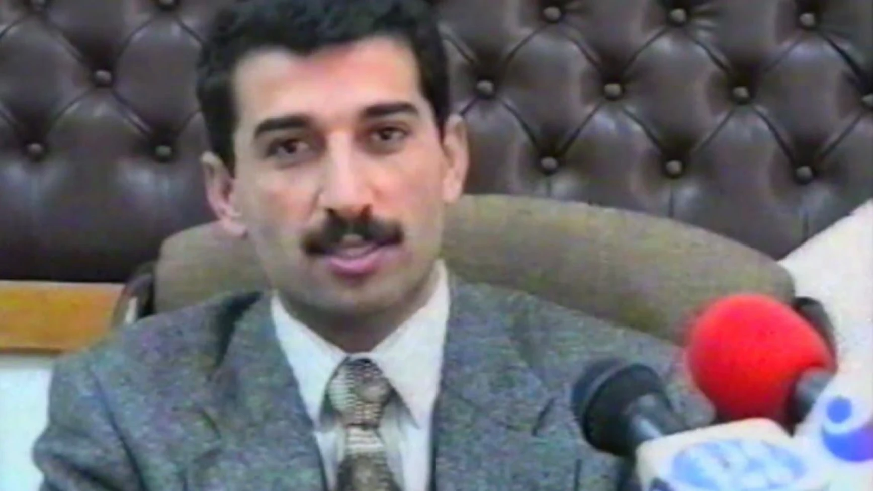Milletvekili Erol'un Siyaset Çizgisi, 1995'ten 2022'ye Hiç Değişmedi!