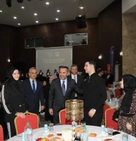 Bakan Göktaş'tan Başkan Şerifoğullari'na Övgü Dolu Sözler 'Sosyal Belediyeciliğin En Güzel Örneklerindensiniz'