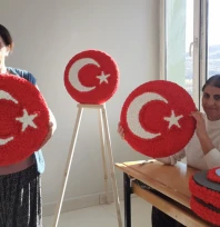 Hozat Kaymakamlığından Kadınlara Destek: 'Hozat Bayrak Projesi' Başladı