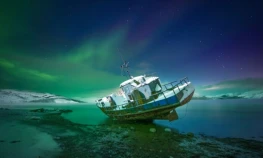 Kola Yarımadası'nı aydınlatan kuzey ışıklarından kareler