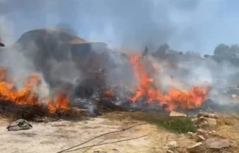 750 yıllık kervansaray alevlere teslim oldu: 2 kişi yaralandı