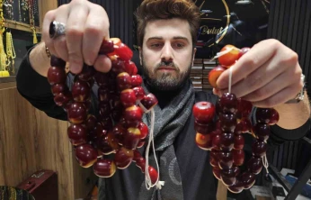 90 bin dolarlık 600 parça tarihi Osmanlı kehribarı, ustaların elinde yeniden şekillenecek