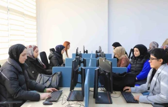 Elazığ Belediyesinde dijital eğitimler sürüyor