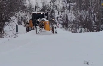 Elazığ'da 181 köy yolu açıldı, 365'inde çalışmalar sürüyor