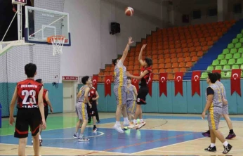 Elazığ'da basketbol turnuvası tamamladı