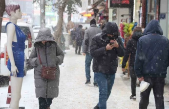 Elazığ'da beklenen kar yağışı başladı