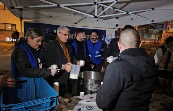Elazığ'da Berat Kandili'nde camiler doldu taştı
