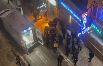 Elazığ'da eğlence mekanında bıçaklı ve sopalı kavga: 4 yaralı