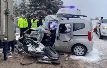 Elazığ'da feci kaza: Çift hayatını kaybetti