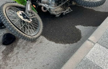 Elazığ'da hafif ticari araç ile motosiklet çarpıştı: 1 yaralı
