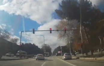 Elazığ'da hatalı şerit değiştirme kazaya neden oldu