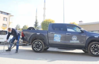 Elazığ'da ilaçlama çalışmaları sürüyor