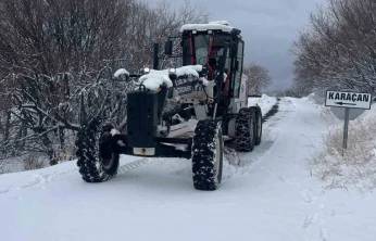 Elazığ'da kapalı köy yolu 103 oldu, ekipler çalışmalarını sürdürüyor