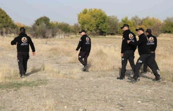 Elazığ'da kayıp çocuğu 250 kişilik ekip arıyor