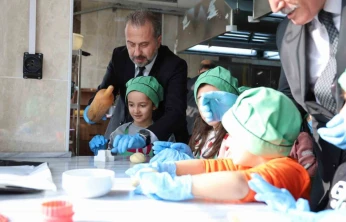 Elazığ'da minik şefler mutfakta yeteneklerini sergiledi