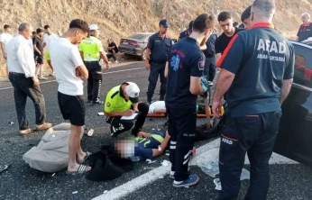 Elazığ'da otomobiller çarpıştı: 1'i ağır 6 yaralı