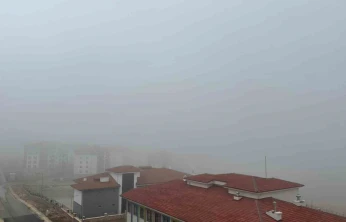Elazığ'da sis etkisini sürdürüyor