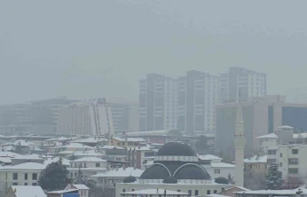 Elazığ'da yüksek kesimlerde sis etkili oluyor