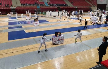 Elazığlı Elif Reyyan eskrimde Türkiye şampiyonu