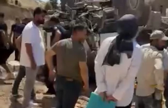 Freni patlayan iş makinesi takla attı: 1 yaralı