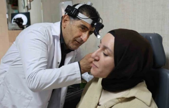 KBB Uzmanı Özbay: 'Mevsim geçişlerinde üst solunum yolu enfeksiyonları diğer mevsimlere göre biraz daha sık görülmektedir'