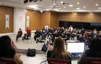 Koruyucu aile hizmet modeli sağlık çalışanlarına tanıtıldı