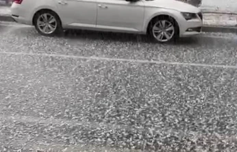 Kovancılar ilçesinde dolu yağışı  etkili oldu