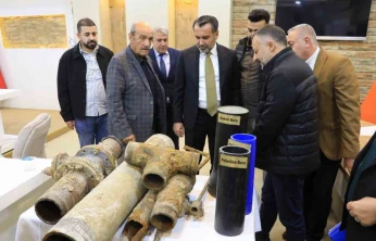 Meclis toplantısına eski içme suyu borularını getiren Başkan Şerifoğulları: 'İçme suyu hattı döşeme çalışmalarımız yüzde 99 seviyesine ulaşmıştır'