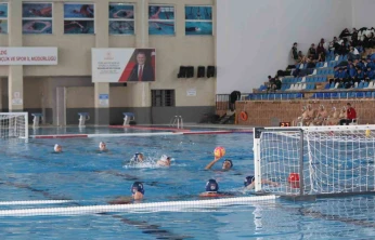 Türkiye su topu şampiyonası heyecanı elazığ'da başladı