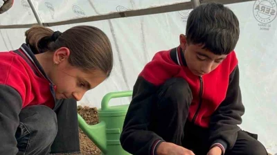 Arıcak'ta minik eller toprakla buluştu