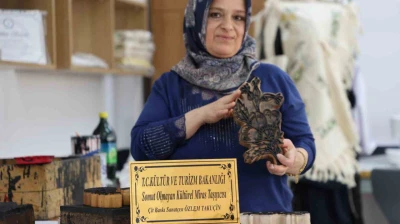 Bakanlıktan sanatçı belgesi alan usta, çit baskıyı geleceğe taşıyor
