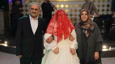 Down sendromlu Şevval'in düğün ve gelinlik hayali gerçek oldu