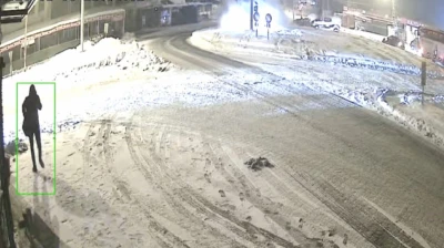 Elazığ'da buzlanma nedeniyle kayan tır KGYS direğine çarptı: 1 yaralı