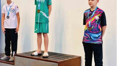 Elazığ paletli yüzme yarışlarında dünya 3.'sü oldu