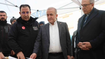 Vali Hatipoğlu: 'Arama ve tarama faaliyetleri geniş bir alan içerisinde devam ediyor'